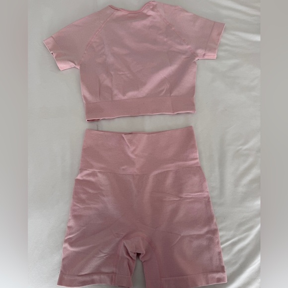Pink Workout Set - Picture 2 of 4